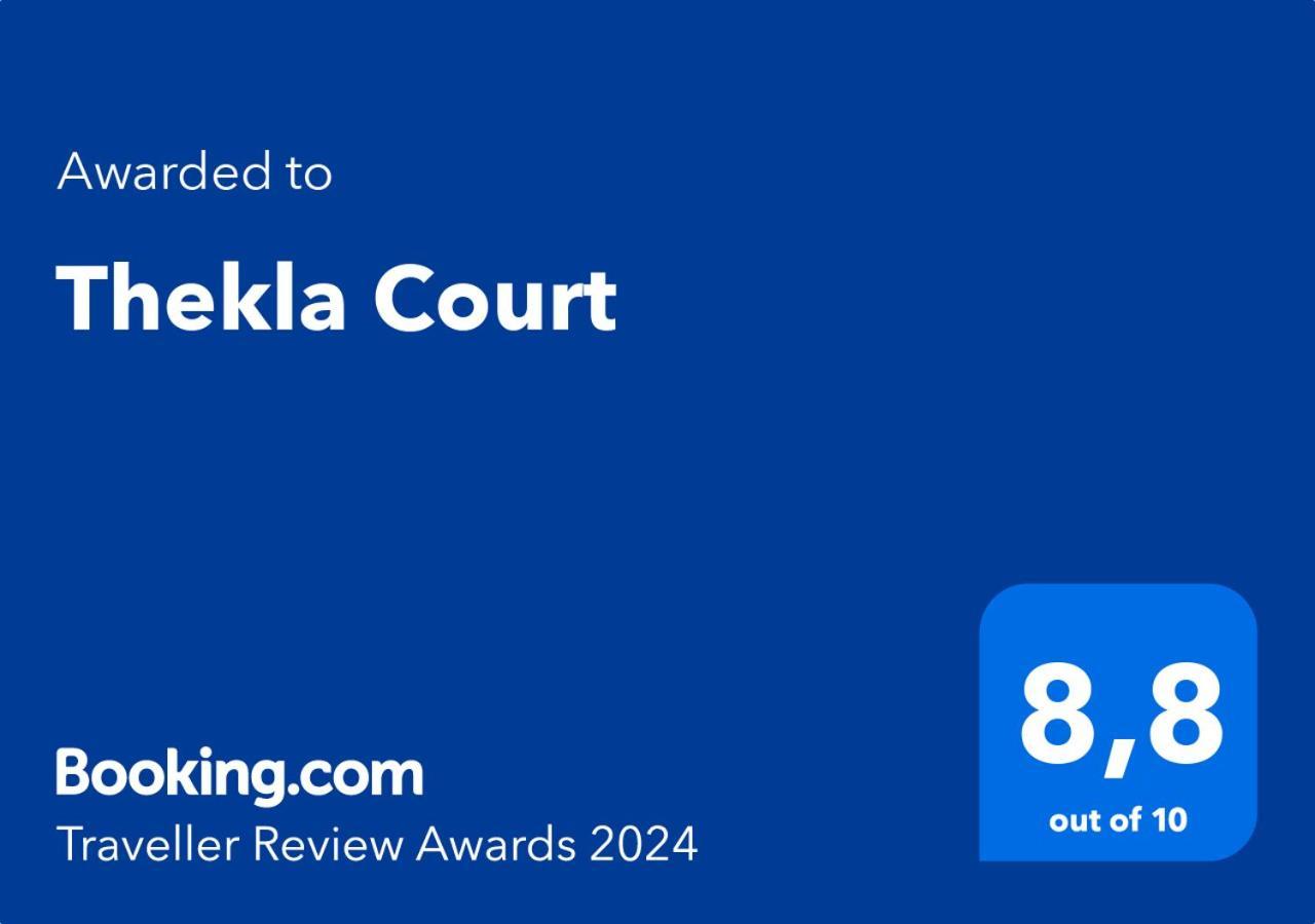 PolisThekla Court公寓 外观 照片